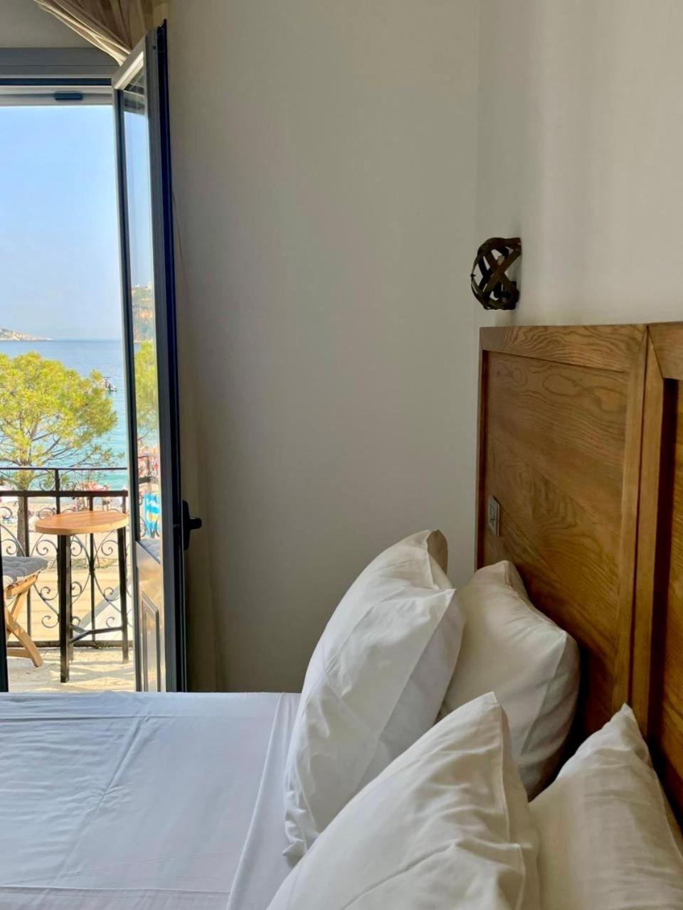 Bed & Breakfast 1932 Himare